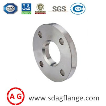 Key features and components of a pipe flange