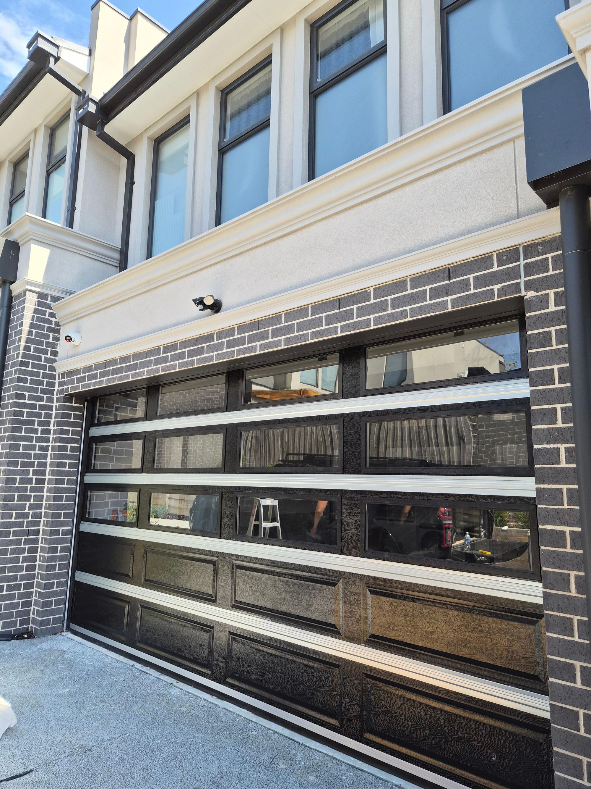 Stacking Door Factory Insights: Crafting Space-Saving Elegance for Modern Living