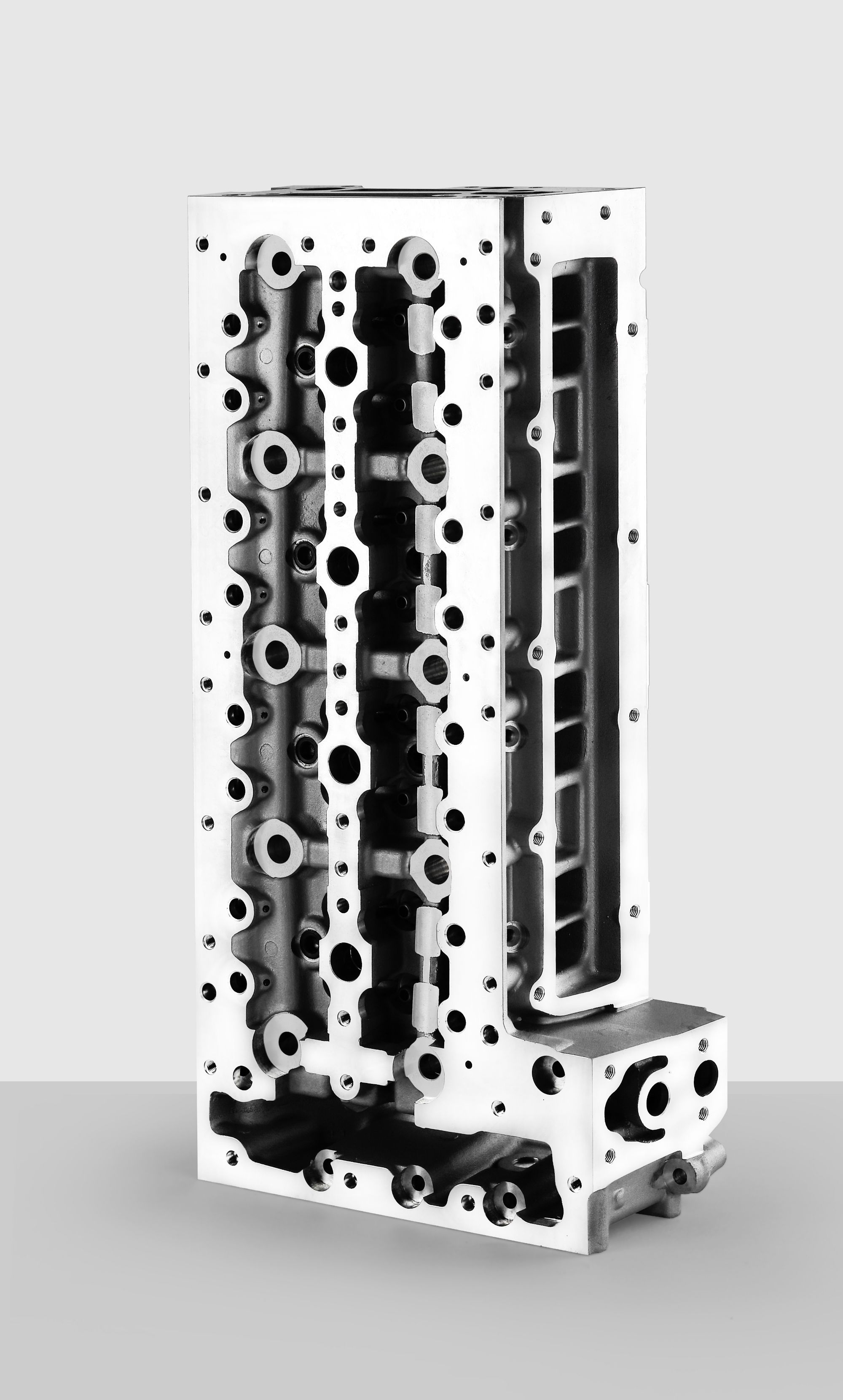 Aluminum Cylinder Head Factory: A Behind-the-Scenes Look at Precision Manufacturing
